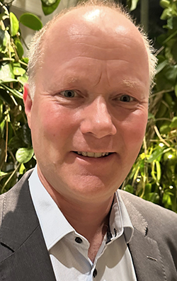 GRAVERSEN Peter